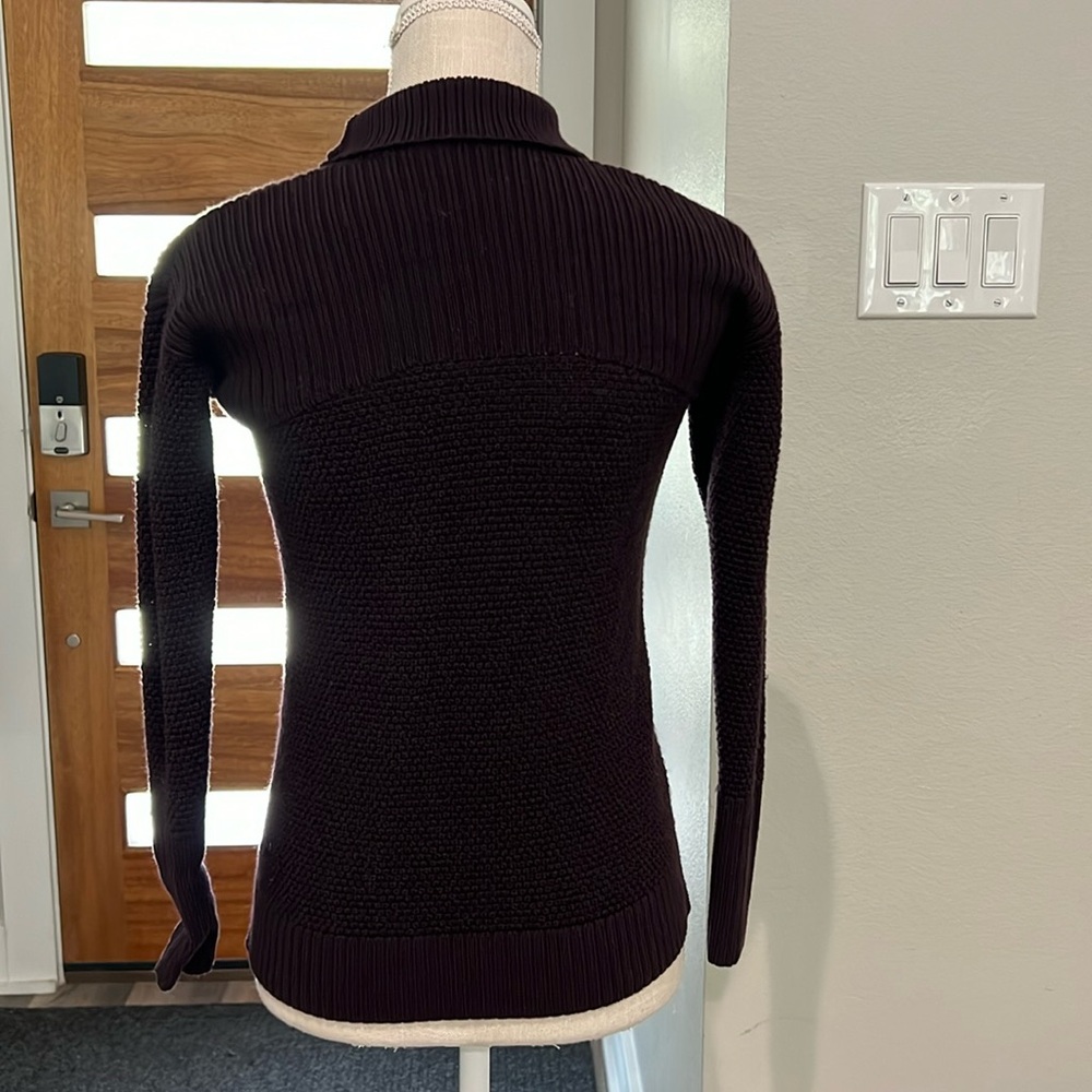 Lululemon knitted sweater